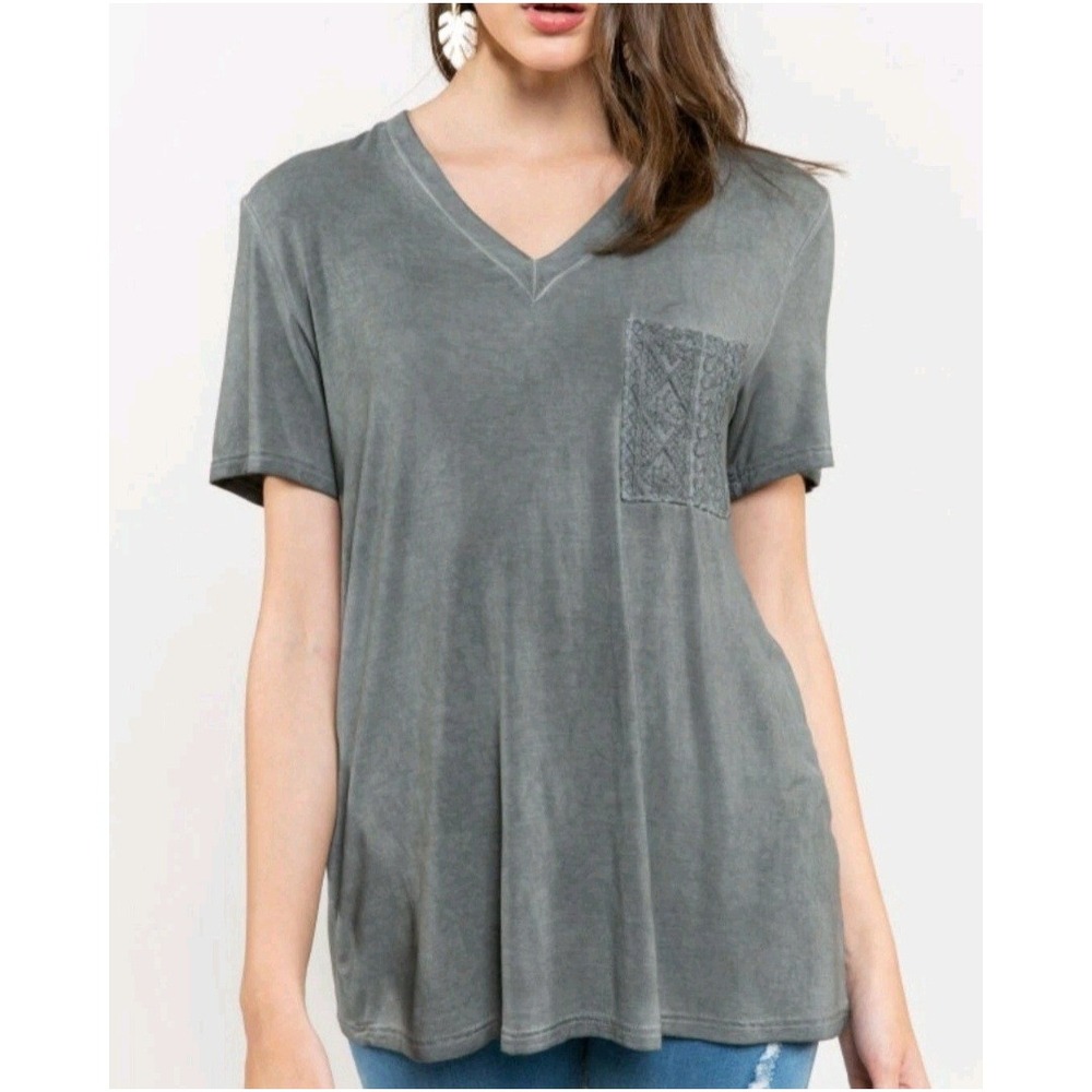 POL V Neck T Shirt Gray Lace Pocket Short Sleeve Women's Size Small Boho Casual